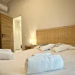 Nadir Apartment *