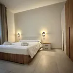Apartment Nadir Avola