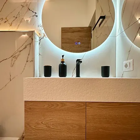 Nadir Apartmán *